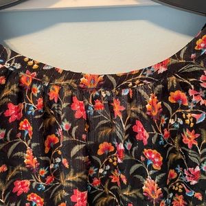 LOFT Short Sleeve Top